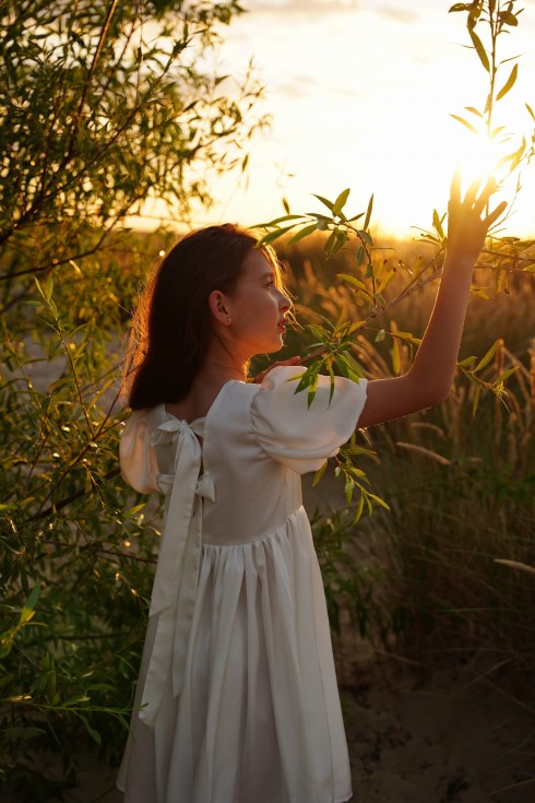 girls cream dress, communion dress ireland, flower girl dress, elegant girls occasion wear, white party dress for girls, kids wedding outfit