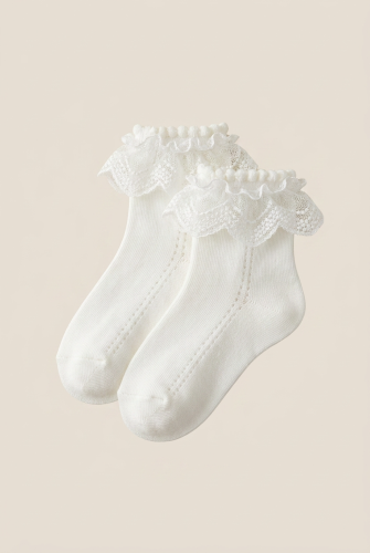 White Lace Socks for Girls – Elegant British Occasion Socks